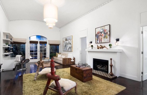 Melrose House | Edinburgh - Magical Edinburgh West Hollywood Retreat