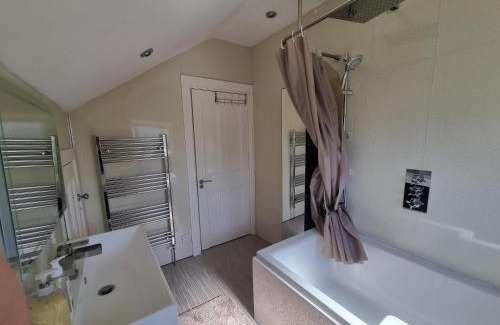 Duddingston Apartment | Edinburgh Stays