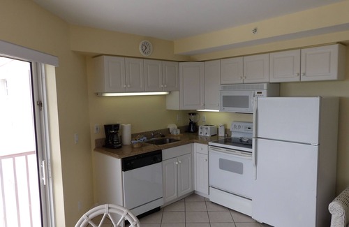 Fort Myers Beach Apartment | Edison Beach House