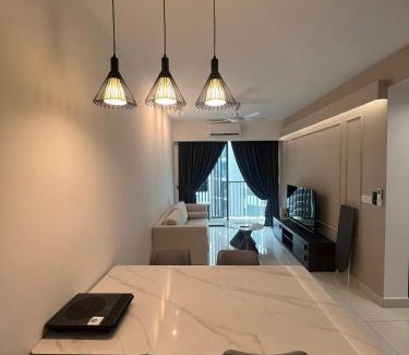 Usj 1 Apartment | Edumetro 3 bedroom Subang Sunway By MICASA GROUP