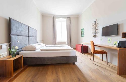 Perg Hotel | eee Hotel Perg