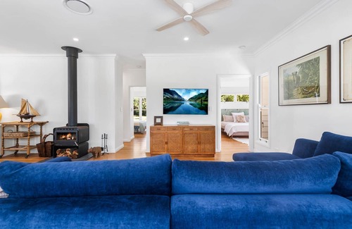 Eerwah Vale House | Eerwah House - Cosy Hinterland Charm