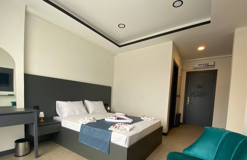 Yoncalı Koyu Hotel | Efe Termal Otel & Spa