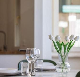 Alassio Apartment | Effe's apartment- ARYA seaview -parcheggio gratuito