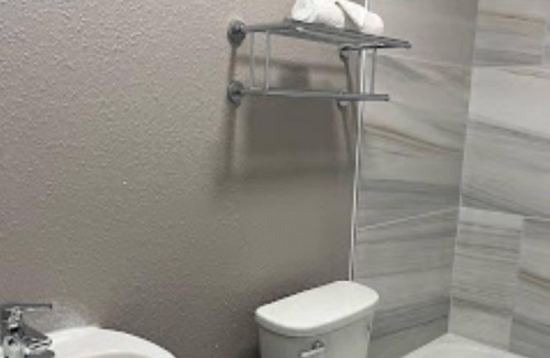 Cartersville Hotel | Efficiency Lodge - Cartersville