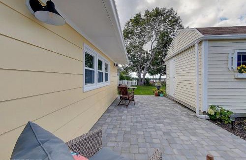 Newport East Apartment | Efficient-sea On Easton's Point