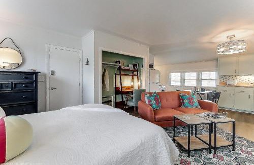 Newport East Apartment | Efficient-sea On Easton's Point