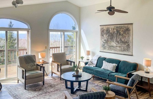 Egg Harbor House | Egg Harbor Escape with Deck ~ 1 Mile to Beach!