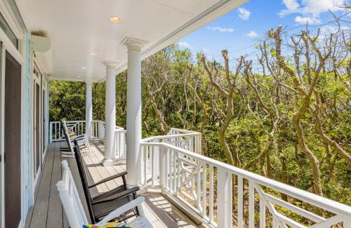Pine Knoll Shores House | Egret Lake Escape