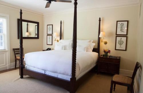 Springs Hotel | EHP Resort & Marina