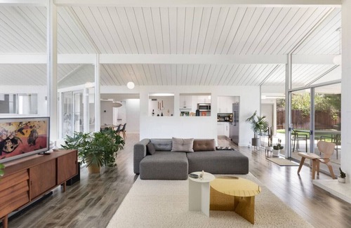 Orange House | Eichler Mid-Century Perfect WFH, Relax & Entertain