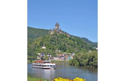 Bereborn Apartment | Eifelferienwohnungen "Familie Saxler"