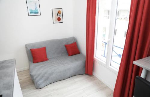 Quartier de Javel Apartment | Eiffel Tour Cosy terracota