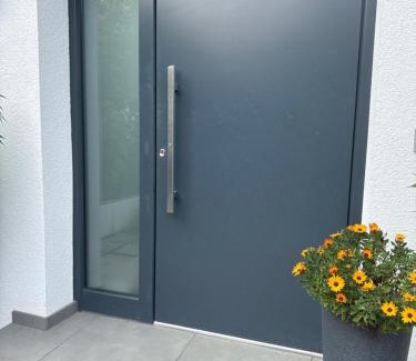 Hasenbergl-Lerchenau Ost Apartment | Eigene Souterrain Keller Wohnung nähe Oktoberfest