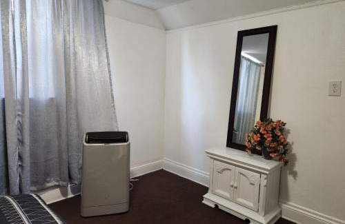 Willmore Apartment | Eight Street Apartments