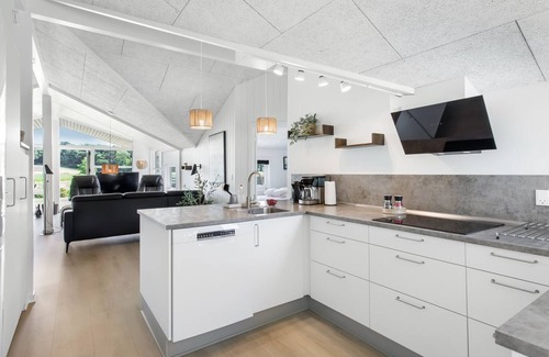 Grønninghoved Strand House | "Eisa" - 75m from the sea by Interhome