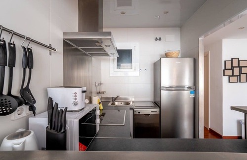 L'Antiga Esquerra de l'Eixample Apartment | Eixample - Bright and modern 4BD for Families