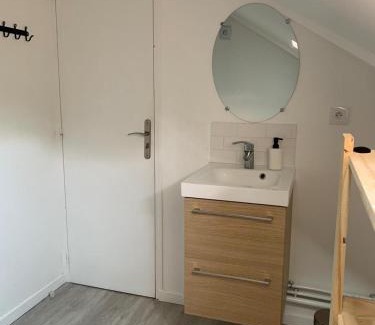 Cote Ouest Ormeaux Apartment | Elégant Duplex - Confort et Sérénité