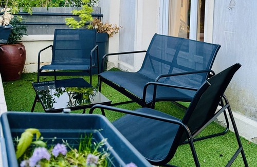 Suresnes Apartment | Elégant Hébergement à St Cloud Fonctionnel Parfait Pour 4 Personnes