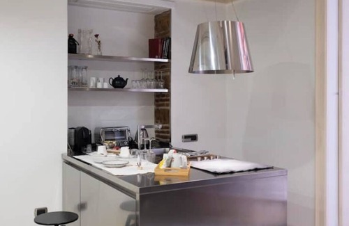 Quartieri Spagnoli Apartment | Eléonore's dream