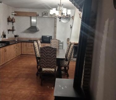 Campocamara House | El Almendro de Fuentes Nuevas