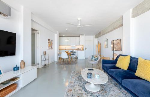El Ejido Apartment | El balcón de los pintores