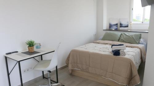 Collblanc y La Torrassa Apartment | El Barco Aparta Hotel