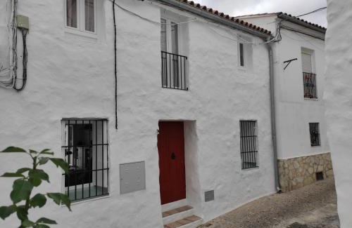 Ubrique Apartment | EL BOTIJO Las puertitas rojas