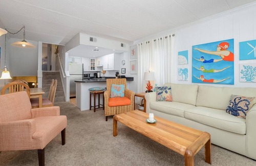 Ocean City Condo | El Capitan, Ocean City, MD, USA unit 306 direct ocean front located at 4th street