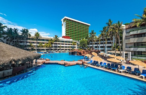 Zona Dorada Condo | El Cid El Moro Mazatlán Beautiful 2 Bedroom/3 Bath Sleeps 8