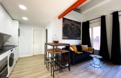 Barajas Apartment | EL Descanso De Saturno
