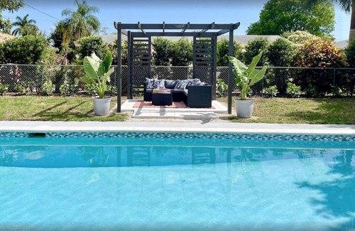 Yacht Club House | El Dorado Poolhouse