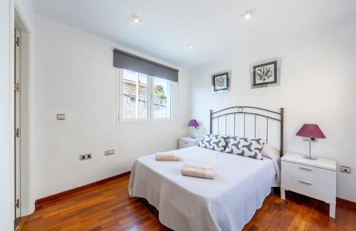 Adra Apartment | El faro