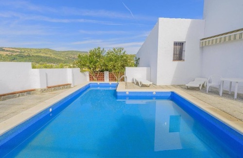 El Bosque Villa | El Garrotal - El Aceite Almazara El Bosque by Ruralidays