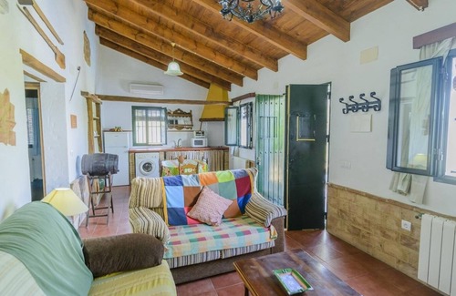 El Bosque Villa | El Garrotal - El Vino El Bosque by Ruralidays