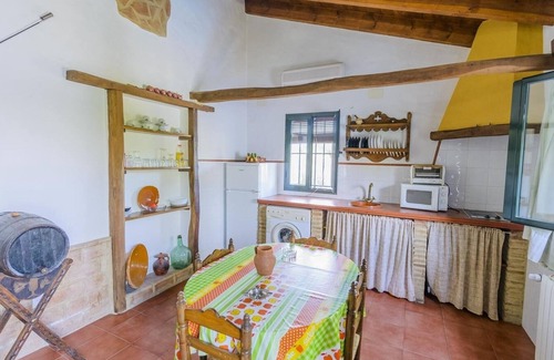 El Bosque Villa | El Garrotal - El Vino El Bosque by Ruralidays