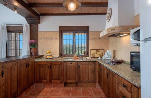 El Gastor Villa | El Huertecillo - Three Bedroom Villa, Sleeps 6