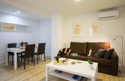La Seu Apartment | El Micalet Apartment