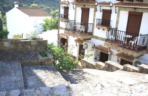 Benamahoma Apartment | El Mirador