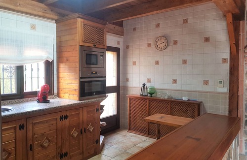 Ronda Villa | El Nogal: rural house with pool and paddle court