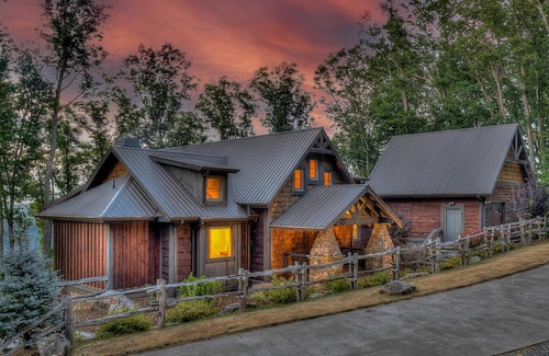 Morganton Cabin | El Oso Cabin by Escape to Blue Ridge