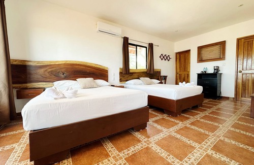 Rio Lagartos Hotel | El Perico Marinero