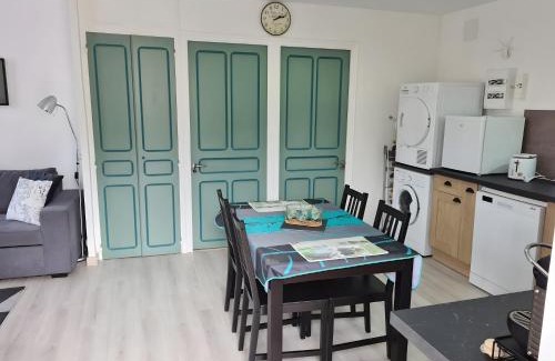 Ria-Sirach Apartment | El Pi Del Rei