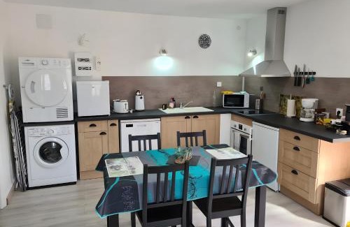 Ria-Sirach Apartment | El Pi Del Rei