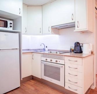 Valencia City Centre Apartment | El Pilar Luxury Suites By VALENCIAFLATS EU
