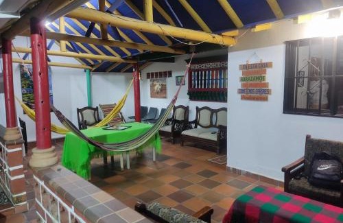 Guatape House | El Refugio