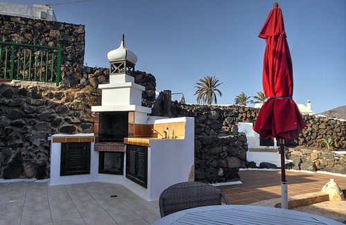 Haria Cottage | El Refugio - idyllic gardenhouse; next beach: 4 km
