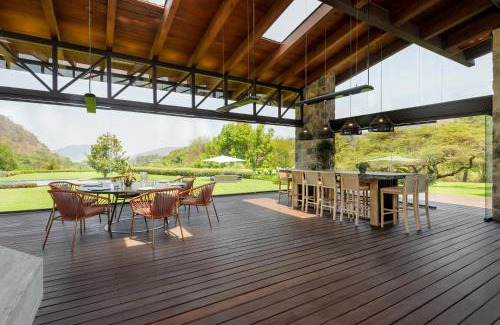 El Santuario Villa | El Salto, Luxury Ranch with Lake View
