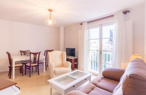 Historical Center Apartment | El Salvador City Center Suite by Valcambre