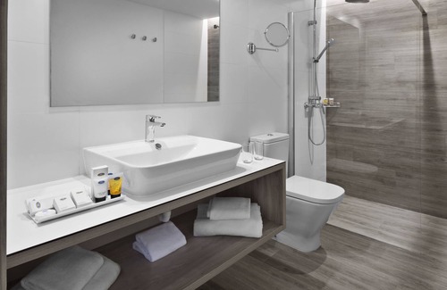 Playa Blanca Hotel | Elba Lanzarote Royal Village Resort